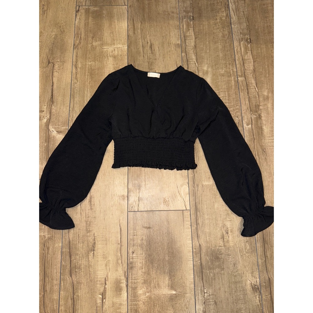 Altard State Black Long Sleeve Crop Top Smocked Waist Ruffle‎ Cuff Womens
